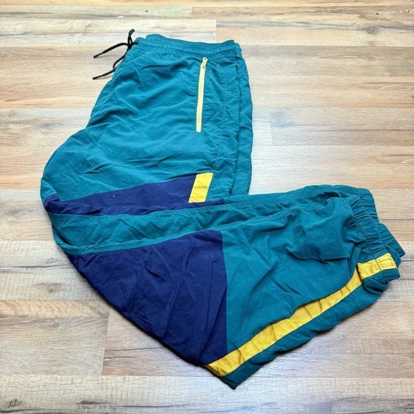 American Eagle Jogger size L Navy Track Pants with Yellow Accents - Picture 4 of 7